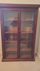 Traditional-Two-Door-Dark-Wood-Bookcase-with-Glass-Doors-second-image