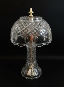 Vintage-Cut-Crystal-Mushroom-Table-Lamp
