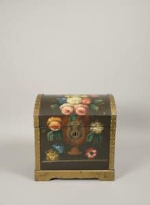 Vintage-Hand-Painted-Floral-Dome-Top-Decorative-Chest