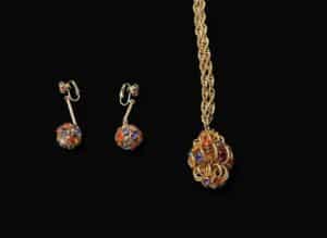Vintage-Multi-Colored-Rhinestone-Fruit-Salad-Demi-Parure-Set-1