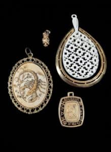 Vintage-Zodiac-Pendants-Aquarius-and-Scorpio-and-Costume-Jewelry-Pendants