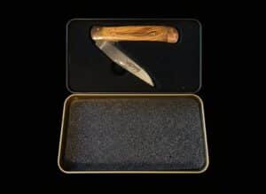 Case-XX-Charlton-Heston-NRA-President-Limited-Edition-Trapper-Knife