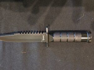 Tomahawk-Brand-Survival-Knife