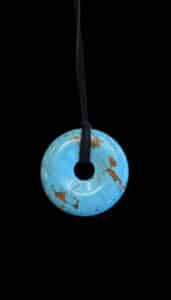 Turquoise-Howlite-Donut-Pendant-Necklace