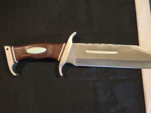 United-Cutlery-Rambo-III-Bowie-Knife