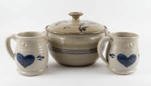 Rowe-Pottery-Works-Blue-Heart-Casserole-and-Mugs-Set