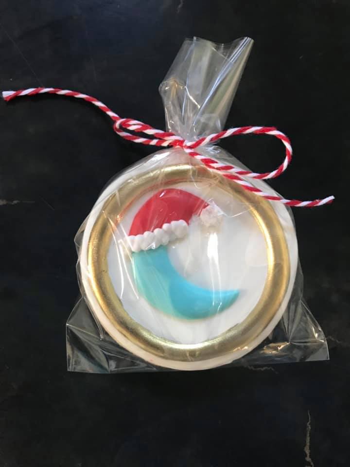 10 Repurposed Items That Make Great Christmas Gifts