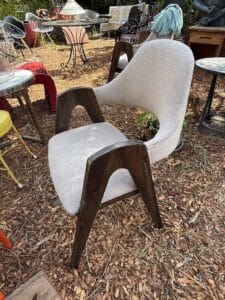 5AA0A119-3DDD-466C-88C6-5AEA0BDB7C64_1_105_c