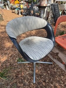 9CF15748-C532-4D58-B6C6-1DD3B8AC7B70_1_105_c