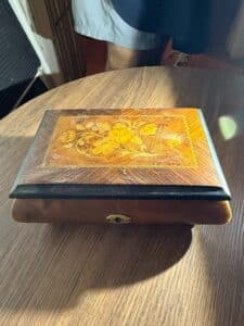 D51DCC6B-A88E-4D7B-832A-F85314A0AC13_1_105_c