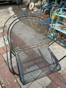 DDB234B8-587B-4A2D-A2DA-FB4CF9E2893C_1_105_c