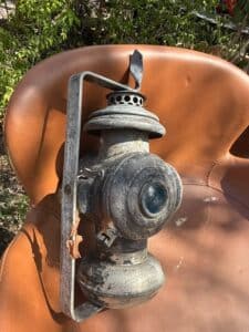 F5BB6636-866C-4F98-8B6C-5480AF3A3D92_1_105_c