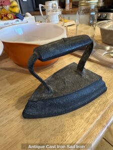 Antique-Cast-Iron-Sad-Iron