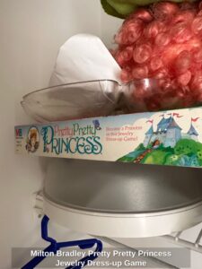 Milton-Bradley-Pretty-Pretty-Princess-Jewelry-Dress-up-Game