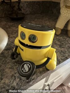 Radio-Shack-Robie-the-Robotic-Banker