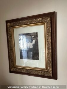 Victorian-Family-Portrait-in-Ornate-Frame