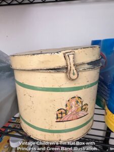 Vintage-Childrens-Tin-Hat-Box-with-Princess-and-Green-Band-Illustration