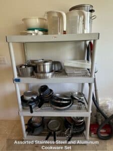 Assorted-Stainless-Steel-and-Aluminum-Cookware-Set-2