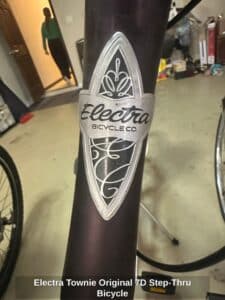 Electra-Townie-Original-D-Step-Thru-Bicycle-third-image