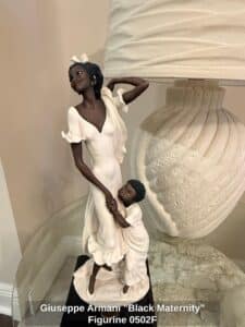 Giuseppe-Armani-Black-Maternity-Figurine-F