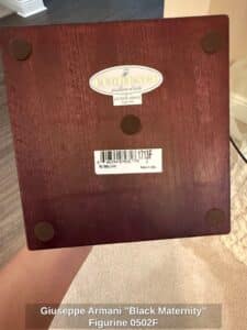 Giuseppe-Armani-Black-Maternity-Figurine-F-second-image