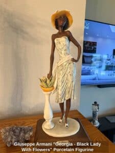 Giuseppe-Armani-Georgia-Black-Lady-With-Flowers-Porcelain-Figurine