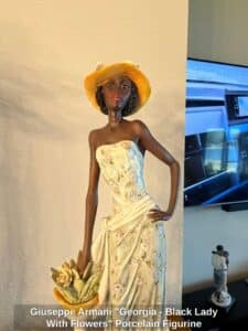 Giuseppe-Armani-Georgia-Black-Lady-With-Flowers-Porcelain-Figurine-third-image