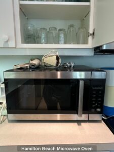 Hamilton-Beach-Microwave-Oven-1
