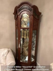 Howard-Miller-Haverhill-Grandfather-Clock-with-Musical-Chimes-and-Moon-Phase-Dial-fifth-image