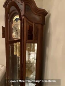 Howard-Miller-Wurzburg-Grandfather-Clock-sixth-image