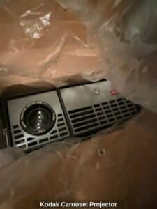 Kodak-Carousel-Projector-second-image-1