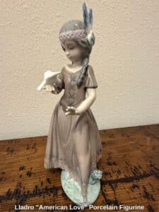 Lladro-American-Love-Porcelain-Figurine