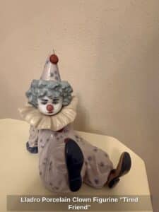 Lladro-Porcelain-Clown-Figurine-Tired-Friend
