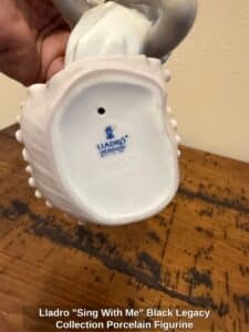 Lladro-Sing-With-Me-Black-Legacy-Collection-Porcelain-Figurine-third-image