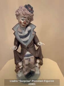 Lladro-Surprise-Porcelain-Figurine-