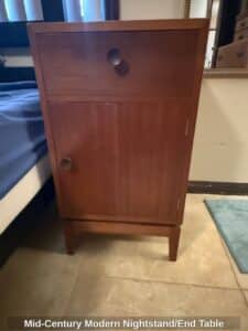 Mid-Century-Modern-Nightstand-or-End-Table