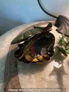 Vintage-Brass-Clam-Shell-Picture-Frame-1