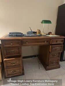 Vintage-Sligh-Lowry-Furniture-Mahogany-Tooled-Leather-Top-Executive-Desk