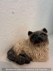 Windstone-Editions-Siamese-Cat-Figurine-1