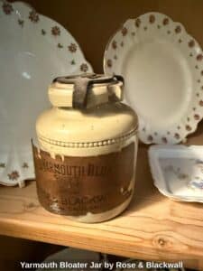 Yarmouth-Bloater-Jar-by-Rose-Blackwall