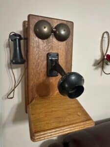 Antique-Kellogg-Oak-Wall-Crank-Telephone