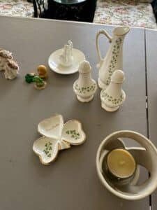 Assorted-Decorative-Figurines-and-Vases-third-image