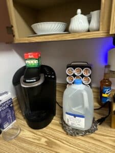 Assorted-Kitchenware-Glassware-and-Dinnerware-Collection-fourth-image