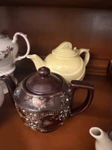 Assorted-Vintage-Floral-Ceramic-Teapots-third-image