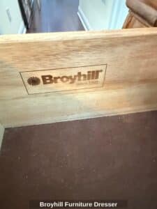Broyhill-Furniture-Dresser