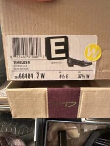 Clarks-Artisan-Timeless-Loafers-third-image