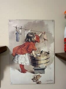 Columbus-Washboard-Co.-Gem-Model-Washboard-with-Diamond-Dyes-and-Ivory-Soap-Advertising-Art-fourth-image