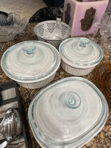 CorningWare-French-White-Casserole-Dishes-with-Glass-Lids