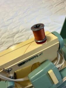 Daughter-Portable-Sewing-Machine-third-image
