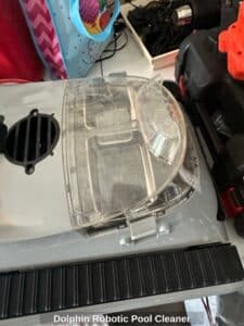 Dolphin-Robotic-Pool-Cleaner-second-image